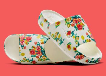 Nike Covers The Calm Slide In Floral Patterns